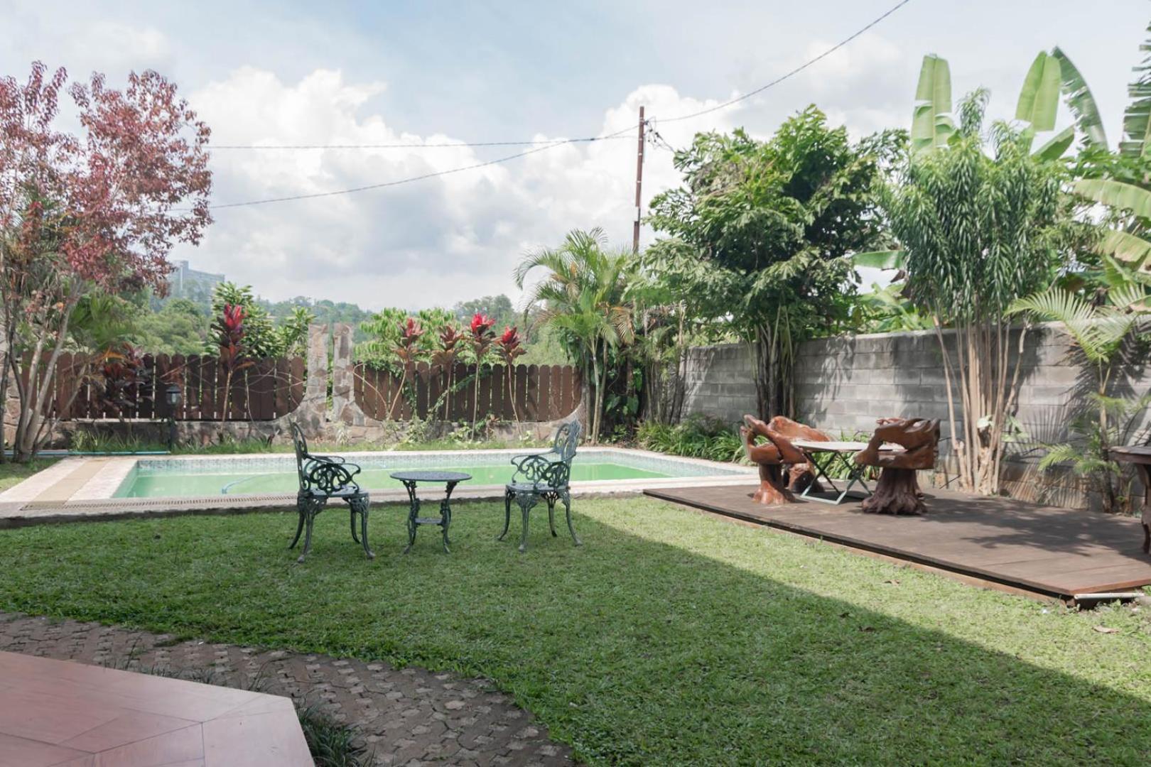 Reddoorz Plus Near Dago Pakar Bandung Luaran gambar