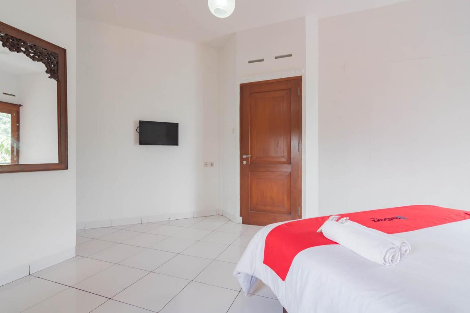 Reddoorz Plus Near Dago Pakar Bandung Luaran gambar