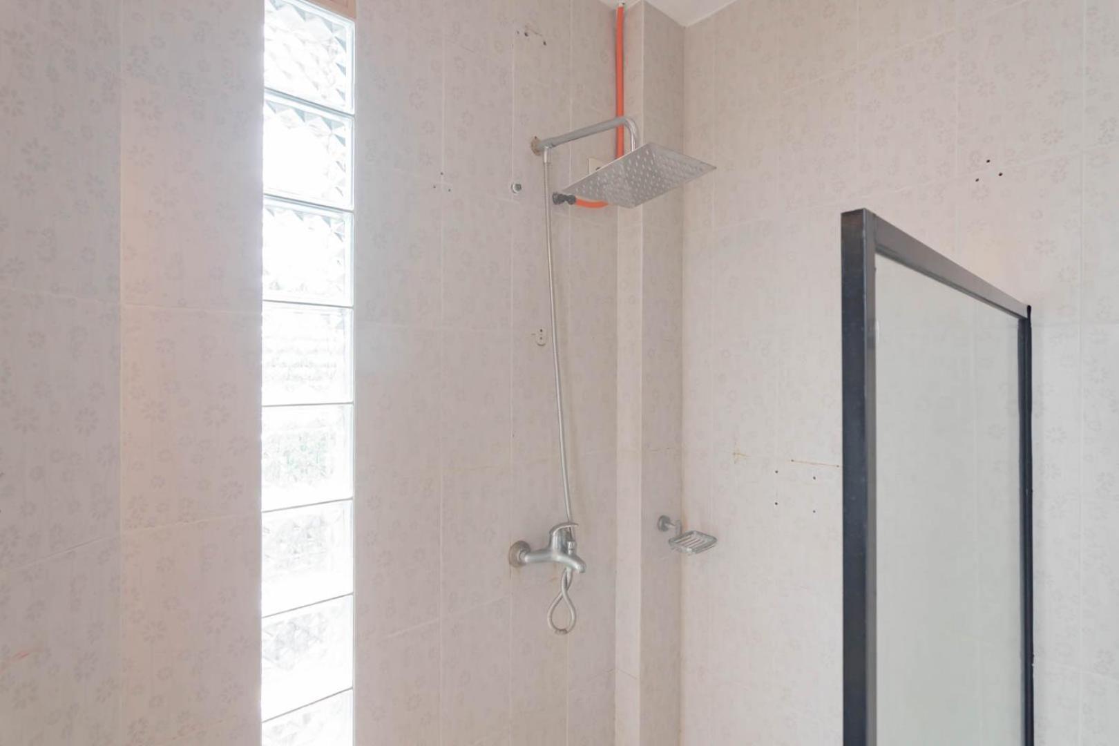 Reddoorz Plus Near Dago Pakar Bandung Luaran gambar