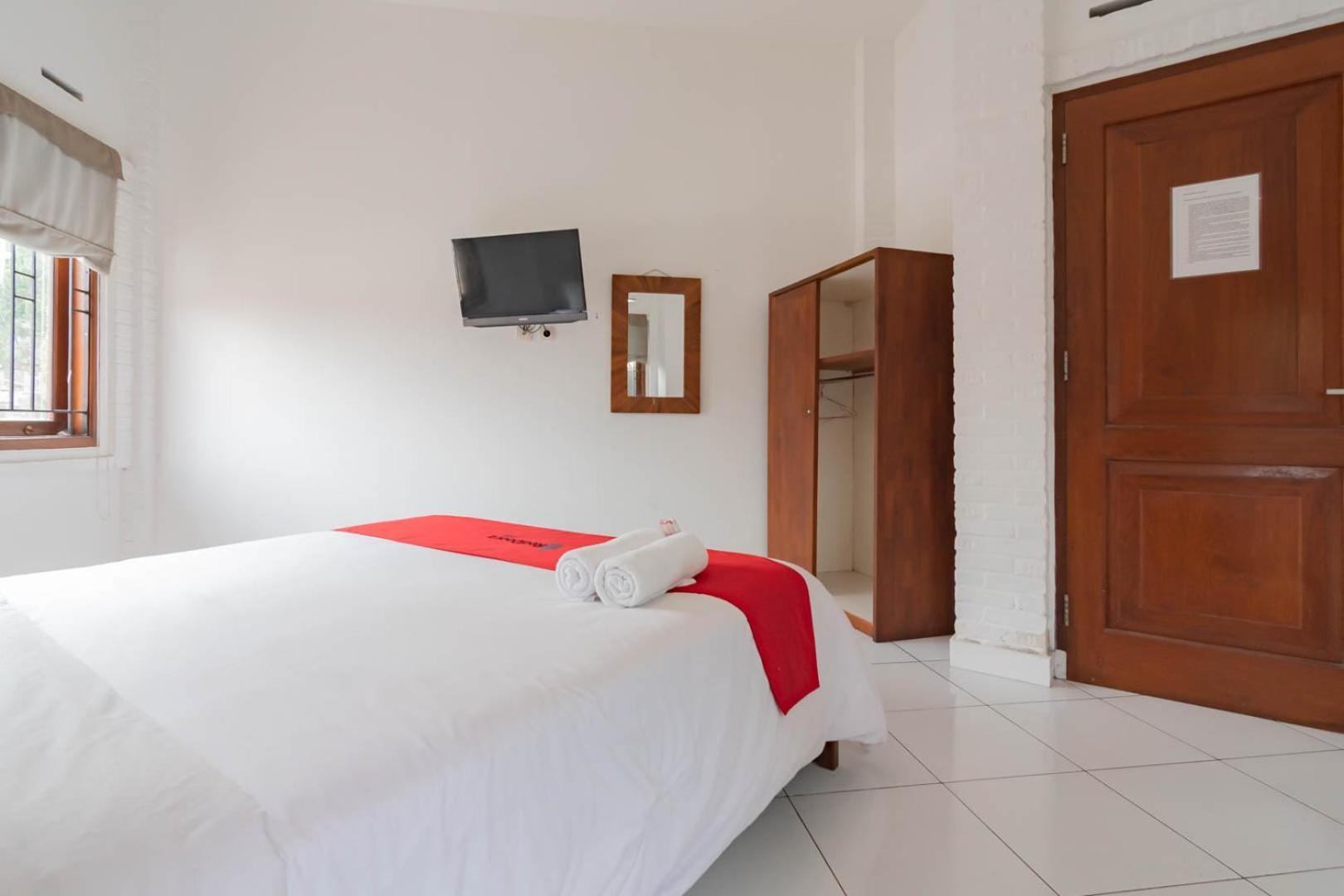 Reddoorz Plus Near Dago Pakar Bandung Luaran gambar