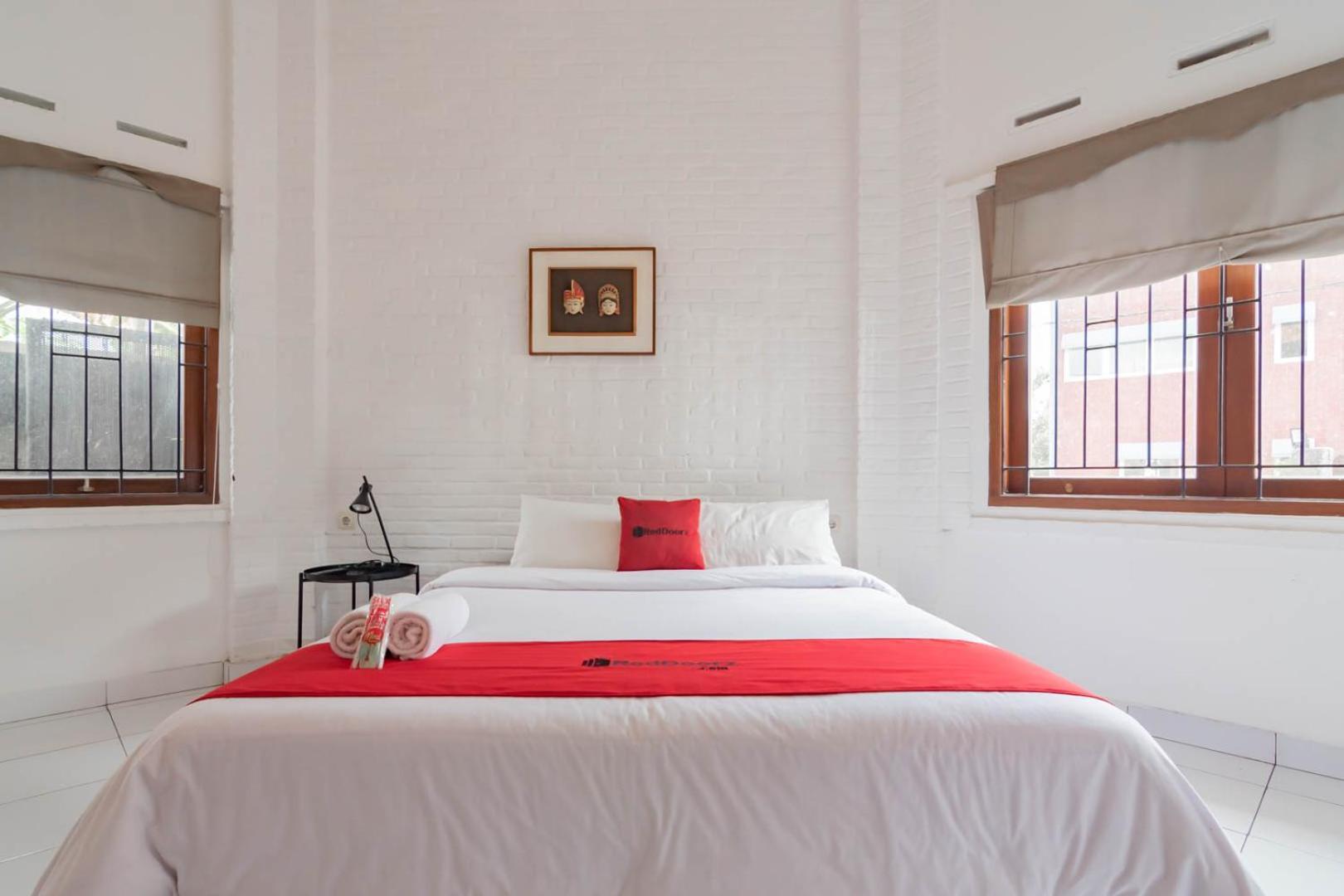Reddoorz Plus Near Dago Pakar Bandung Luaran gambar